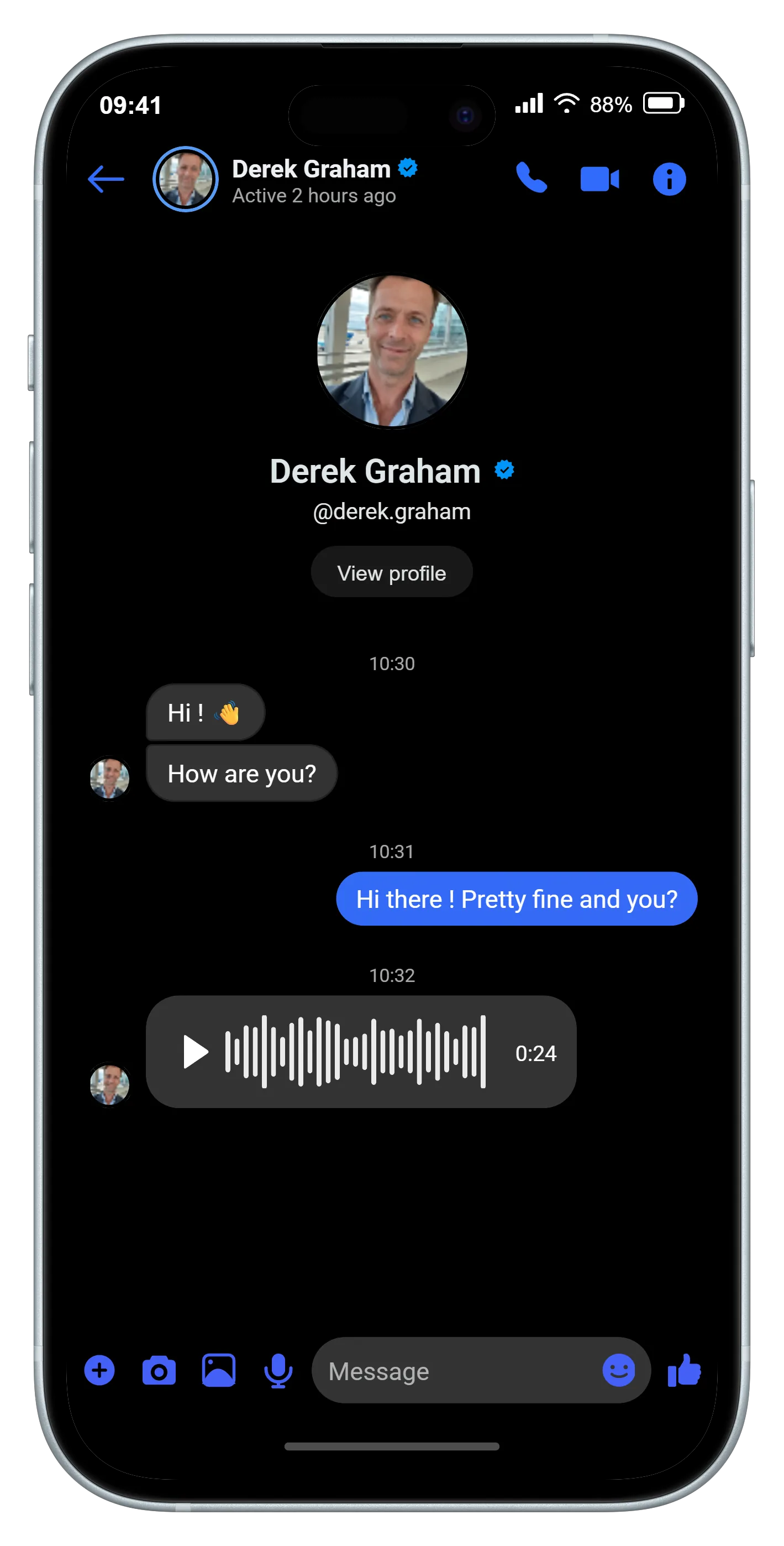 Messenger DM mockup generator — Semblr